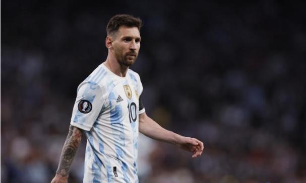 特朗普称希望通过降低对华关税换取中方遏制芬太尼出口，中方回应